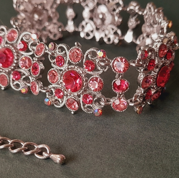 Vintage Style Pink Crystal Bracelet Extandable - Picture 1 of 6